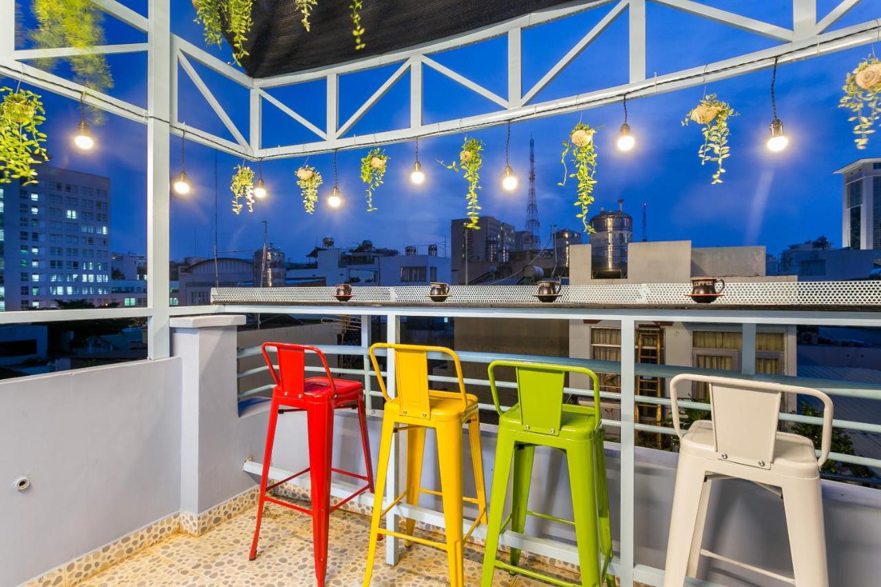 Qcub3 Homestay Хошимин Экстерьер фото